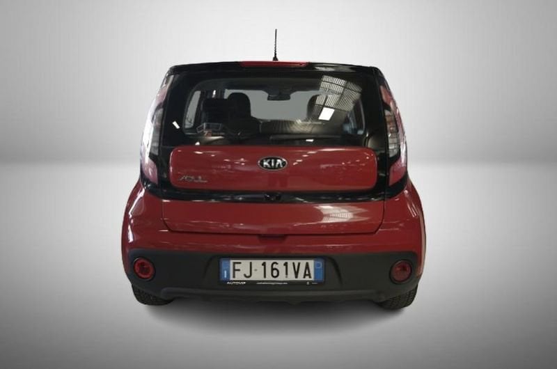 https://cdn-dk.caraffinity.it/dealer/datafiles/vehicle/images/800/32881/3RzU59gvHJBiHuea.jpg