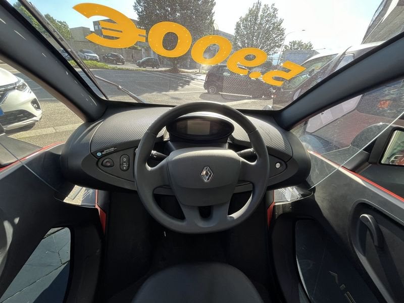 https://cdn-dk.caraffinity.it/dealer/datafiles/vehicle/images/800/32881/3hxTERqY17EXgPiZ.jpg