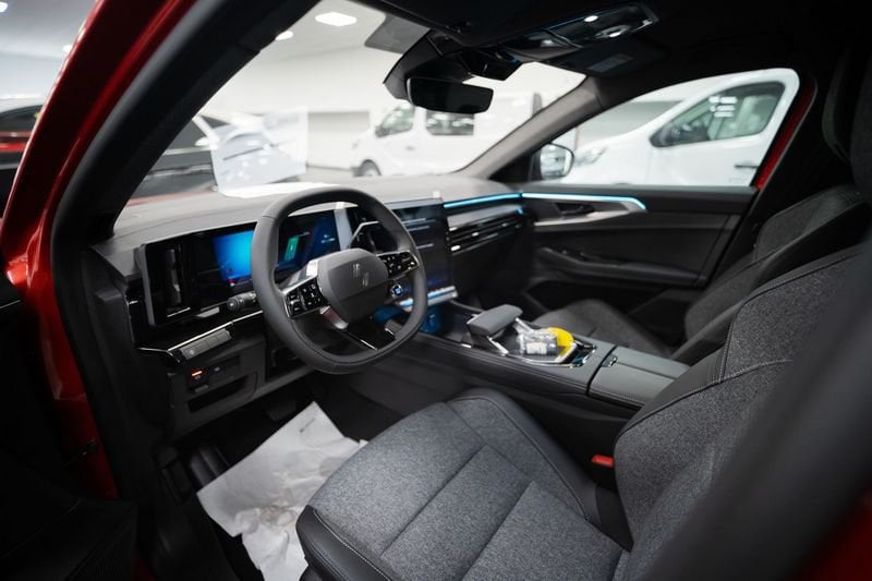 https://cdn-dk.caraffinity.it/dealer/datafiles/vehicle/images/800/32881/5DfCfRz8HltbEjM9.jpg