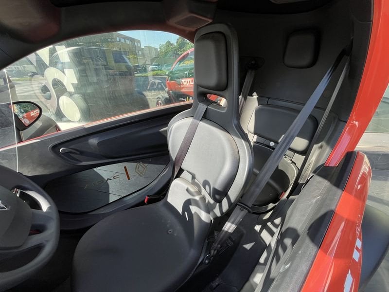 https://cdn-dk.caraffinity.it/dealer/datafiles/vehicle/images/800/32881/6syagLBreIoAKONS.jpg