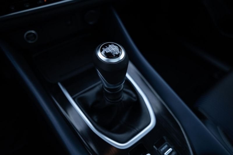 https://cdn-dk.caraffinity.it/dealer/datafiles/vehicle/images/800/32881/719qyeO71gOLp96E.jpg