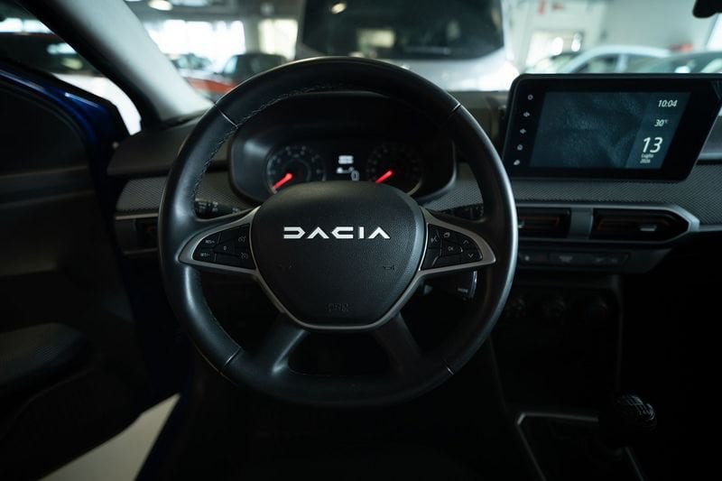 https://cdn-dk.caraffinity.it/dealer/datafiles/vehicle/images/800/32881/CTeTm4srx4PFjm69.jpg