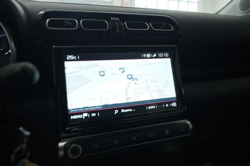 https://cdn-dk.caraffinity.it/dealer/datafiles/vehicle/images/800/32881/Fr4w9Mo19a4dQzXp.JPG