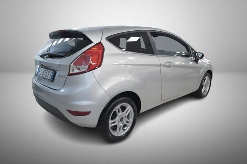 https://cdn-dk.caraffinity.it/dealer/datafiles/vehicle/images/800/32881/GnuQ1iGuFI4SLMJH.jpg