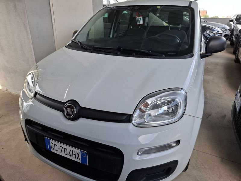 https://cdn-dk.caraffinity.it/dealer/datafiles/vehicle/images/800/32881/Gtc2kB7D5yupkp7w.jpg
