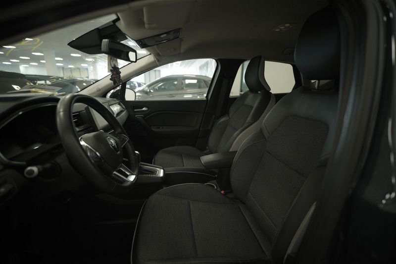 https://cdn-dk.caraffinity.it/dealer/datafiles/vehicle/images/800/32881/Gvx9r3hCRUsIsZXQ.JPG