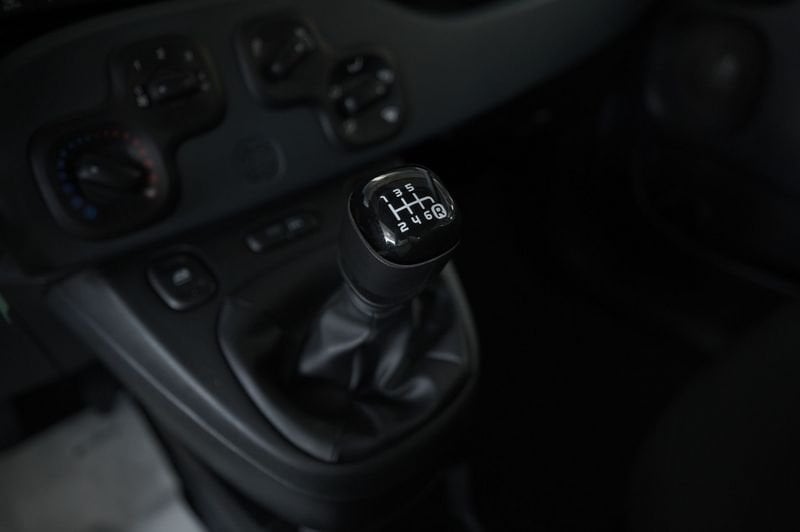 https://cdn-dk.caraffinity.it/dealer/datafiles/vehicle/images/800/32881/Gz9mqjIU6fv48Ijp.JPG