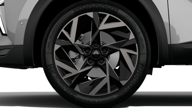 https://cdn-dk.caraffinity.it/dealer/datafiles/vehicle/images/800/32881/H50hzQhW3apuhJCQ.jpg
