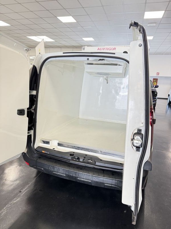 https://cdn-dk.caraffinity.it/dealer/datafiles/vehicle/images/800/32881/HsABr3ekQAHq290T.JPG