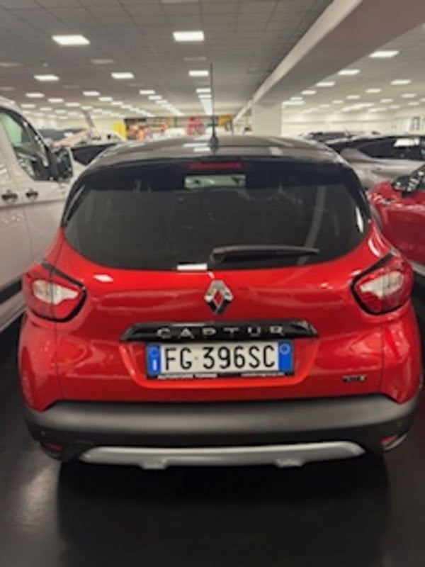 https://cdn-dk.caraffinity.it/dealer/datafiles/vehicle/images/800/32881/KDGg60WLMIHbZkkE.jpeg