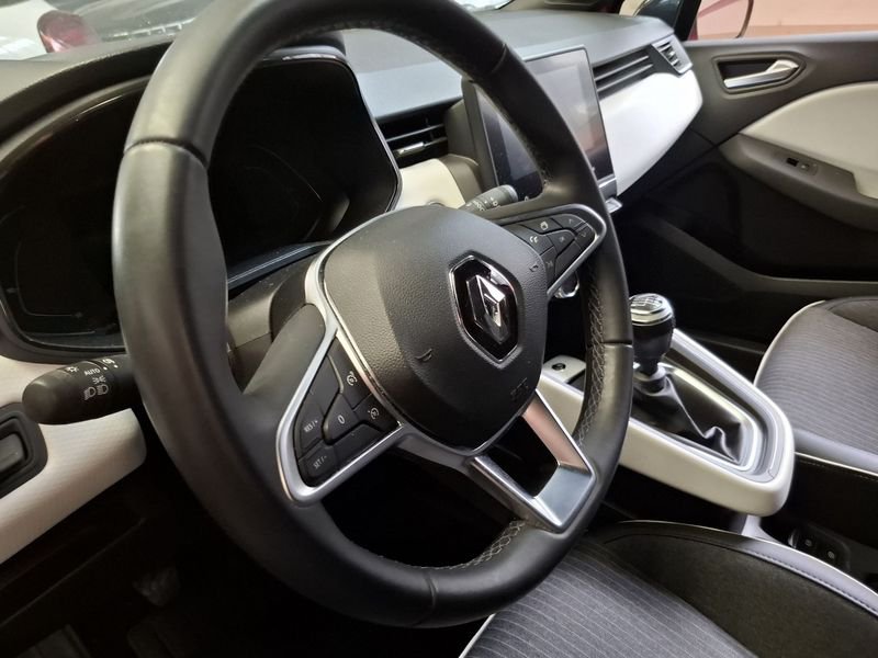 https://cdn-dk.caraffinity.it/dealer/datafiles/vehicle/images/800/32881/KiQDHs3ZMdXjJvnq.jpg