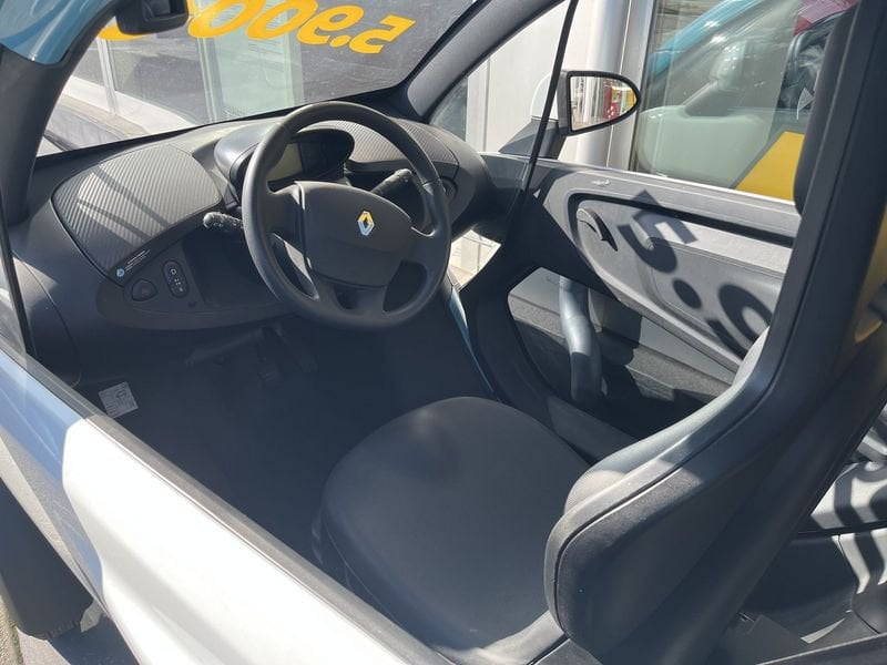 https://cdn-dk.caraffinity.it/dealer/datafiles/vehicle/images/800/32881/N99eXUG6lbQVrBTd.jpg
