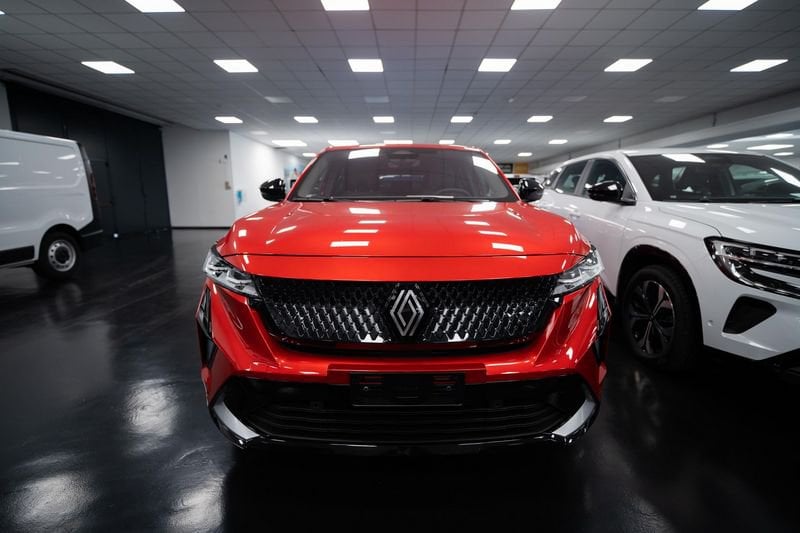 https://cdn-dk.caraffinity.it/dealer/datafiles/vehicle/images/800/32881/NlCSYAaywnOBx2lX.jpg