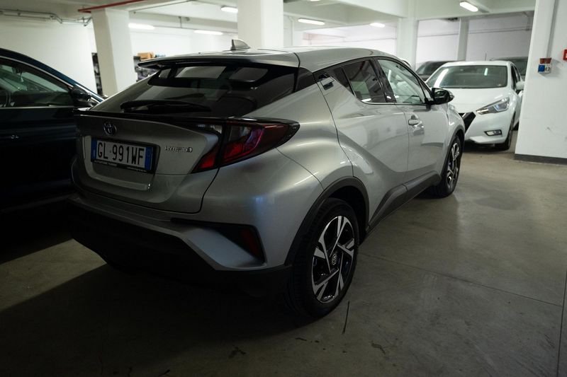 https://cdn-dk.caraffinity.it/dealer/datafiles/vehicle/images/800/32881/NoftWeO4X3Q4vgnB.jpg