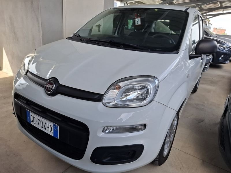 https://cdn-dk.caraffinity.it/dealer/datafiles/vehicle/images/800/32881/OHCKKwmnZ3WtfnrV.jpg?format=jpeg