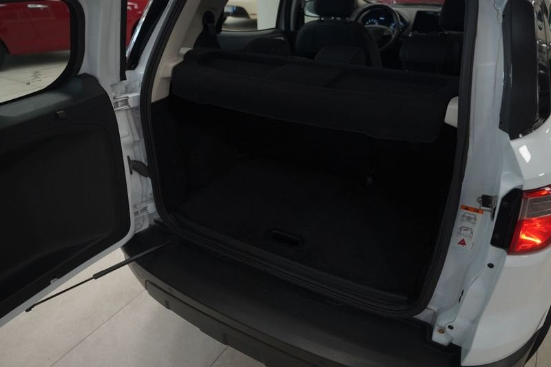 https://cdn-dk.caraffinity.it/dealer/datafiles/vehicle/images/800/32881/P8AGYBJMNeUGGgY9.JPG