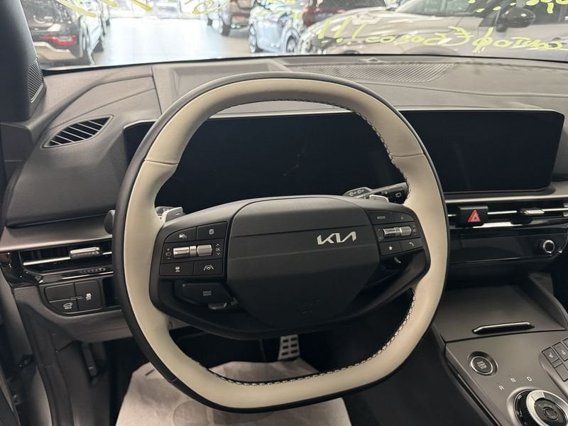 https://cdn-dk.caraffinity.it/dealer/datafiles/vehicle/images/800/32881/PotYcpjbTQTczMyR.jpeg