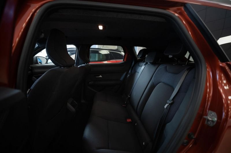https://cdn-dk.caraffinity.it/dealer/datafiles/vehicle/images/800/32881/Rha0bzi2Xo1JsFLe.jpg