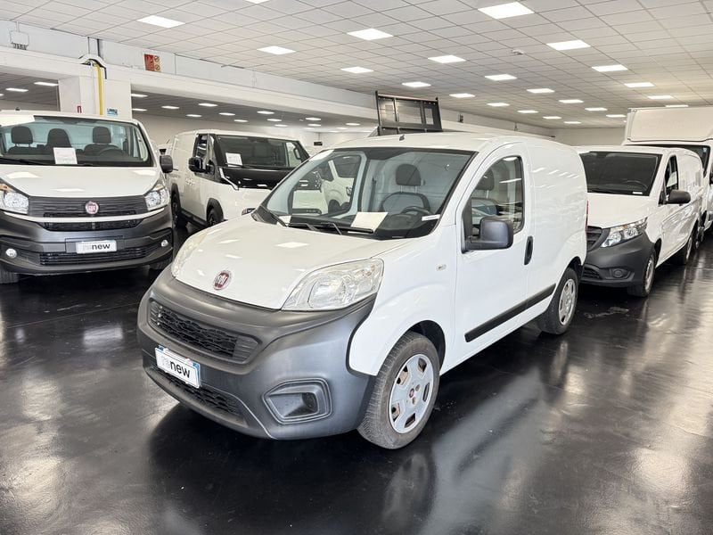 https://cdn-dk.caraffinity.it/dealer/datafiles/vehicle/images/800/32881/TI8nWJw8qlP6CBnn.JPG
