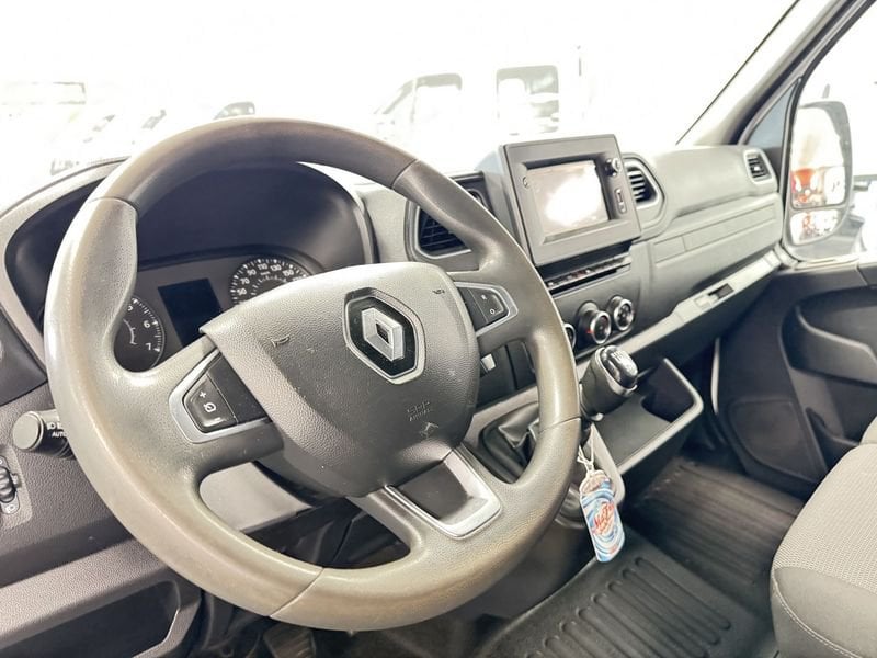 https://cdn-dk.caraffinity.it/dealer/datafiles/vehicle/images/800/32881/Uw88rfKip1fWFG4b.JPG