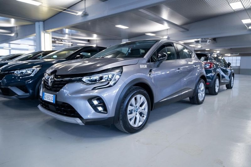 https://cdn-dk.caraffinity.it/dealer/datafiles/vehicle/images/800/32881/VujERfTLUFb7cqZe.jpg?format=jpeg