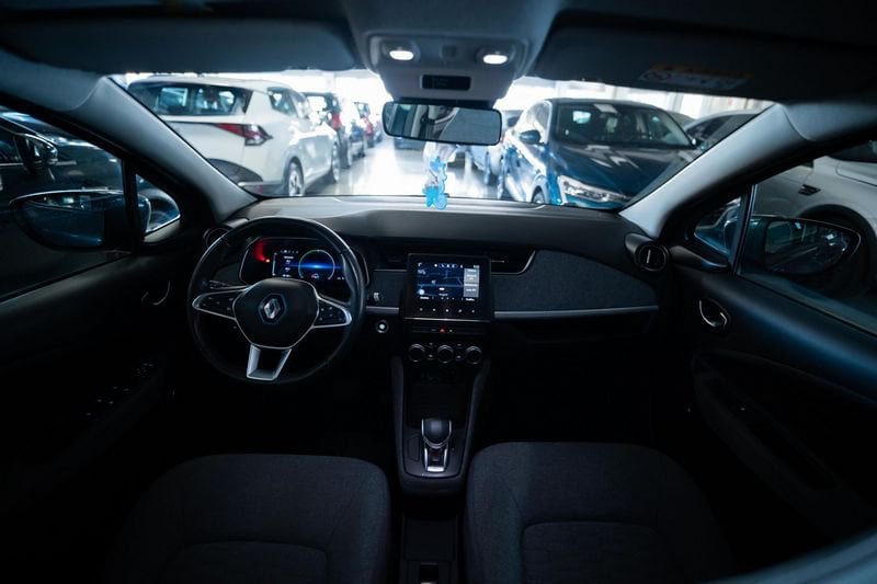https://cdn-dk.caraffinity.it/dealer/datafiles/vehicle/images/800/32881/WccKLJzTASx7mxUX.jpg