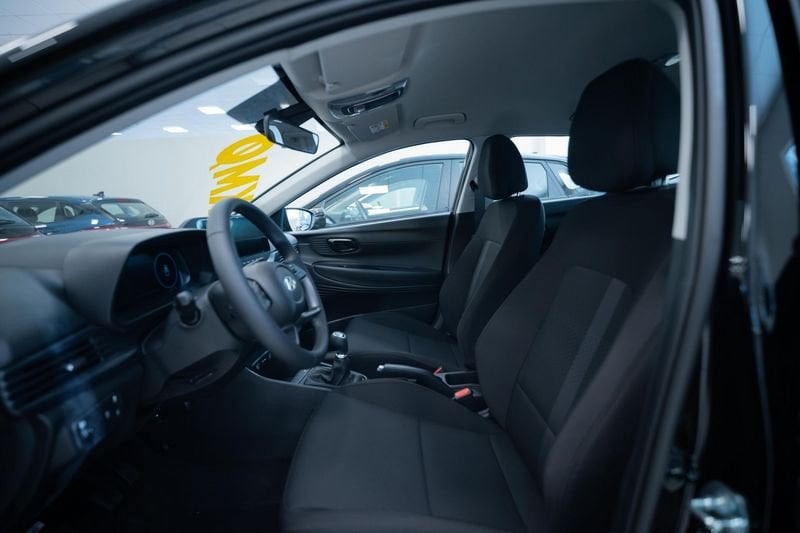 https://cdn-dk.caraffinity.it/dealer/datafiles/vehicle/images/800/32881/YnMUQj1aH7dGKY2M.jpg