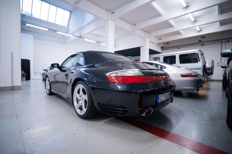 https://cdn-dk.caraffinity.it/dealer/datafiles/vehicle/images/800/32881/ZEp70Fbq6uwumifI.jpg