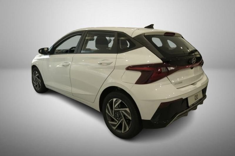https://cdn-dk.caraffinity.it/dealer/datafiles/vehicle/images/800/32881/ZVODcv75Xxwtc6YA.jpg