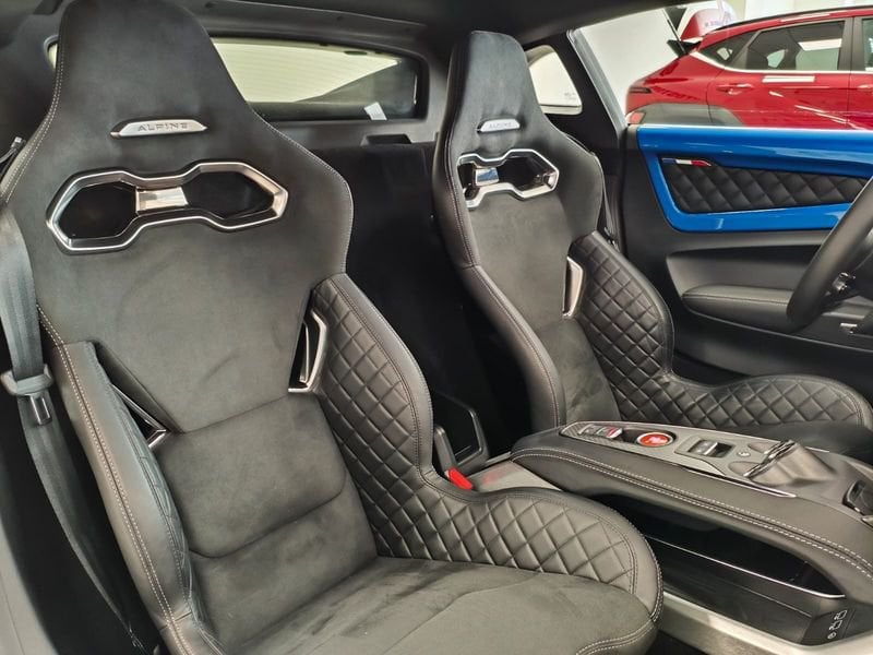 https://cdn-dk.caraffinity.it/dealer/datafiles/vehicle/images/800/32881/ZkyjXKKftR0doClm.jpeg