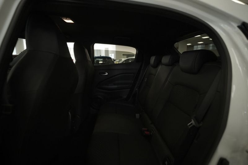 https://cdn-dk.caraffinity.it/dealer/datafiles/vehicle/images/800/32881/aeN3X0NovGl7DHaC.JPG
