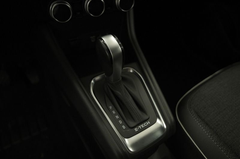 https://cdn-dk.caraffinity.it/dealer/datafiles/vehicle/images/800/32881/cmMhAmlw6oMiYhi6.JPG