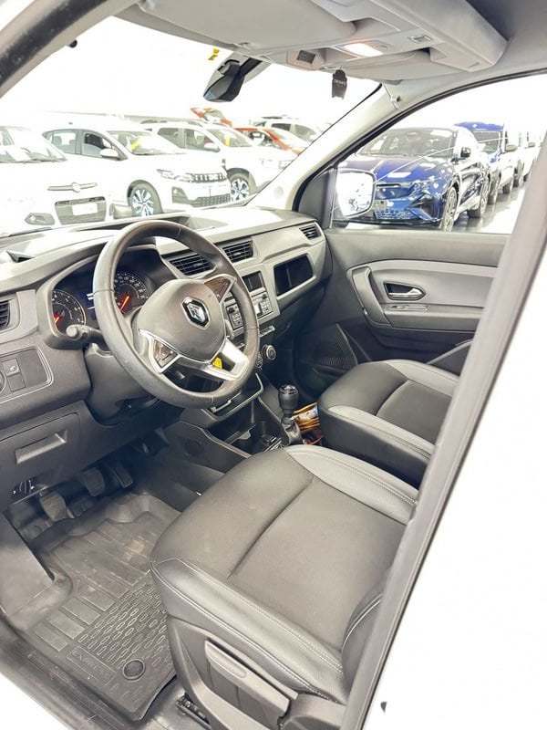 https://cdn-dk.caraffinity.it/dealer/datafiles/vehicle/images/800/32881/dS2xJSqdUblVpxUN.JPG