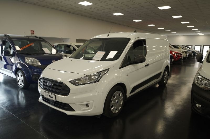 https://cdn-dk.caraffinity.it/dealer/datafiles/vehicle/images/800/32881/fcLvxrFh33Yhep8i.JPG