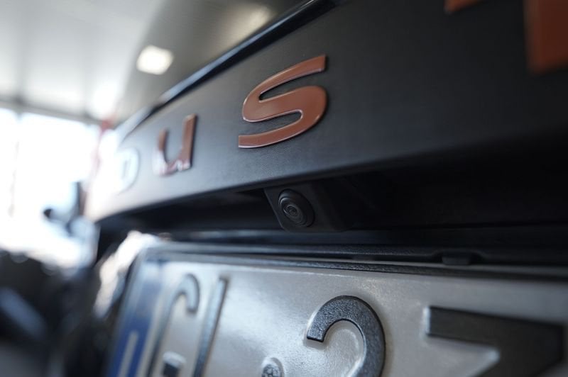 https://cdn-dk.caraffinity.it/dealer/datafiles/vehicle/images/800/32881/gXaRoLOXlmKhkS08.JPG