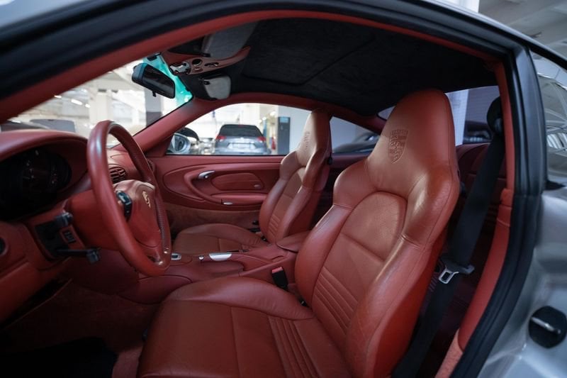 https://cdn-dk.caraffinity.it/dealer/datafiles/vehicle/images/800/32881/gaXWLNp5Jdk88Yzg.jpg