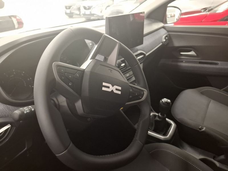 https://cdn-dk.caraffinity.it/dealer/datafiles/vehicle/images/800/32881/iJpuiInl3wDs13zA.jpg