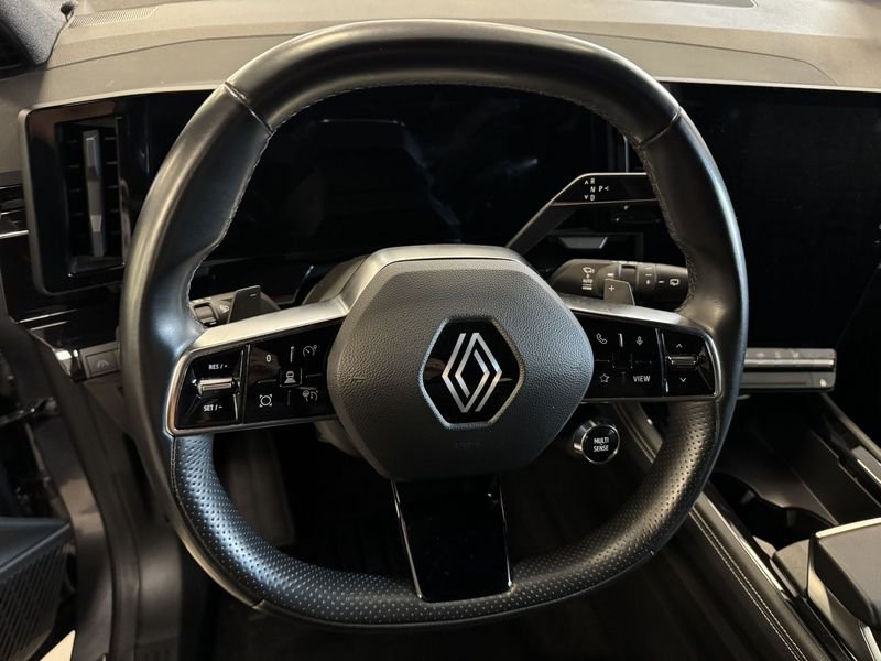 https://cdn-dk.caraffinity.it/dealer/datafiles/vehicle/images/800/32881/ir9hzyVRte7iFKRX.jpeg