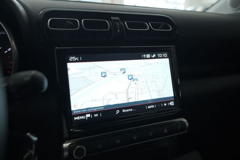 https://cdn-dk.caraffinity.it/dealer/datafiles/vehicle/images/800/32881/jotmXYy2a4DqYlDR.JPG