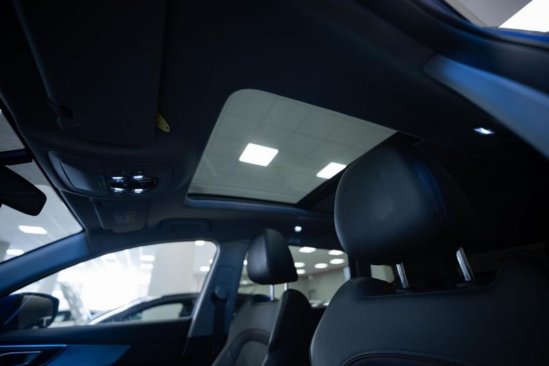 https://cdn-dk.caraffinity.it/dealer/datafiles/vehicle/images/800/32881/l716Fm4OlW7QiSmo.jpg