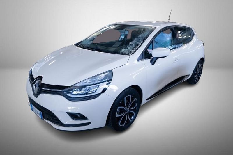https://cdn-dk.caraffinity.it/dealer/datafiles/vehicle/images/800/32881/lztYM64GE9pRnz7U.jpg?format=jpeg