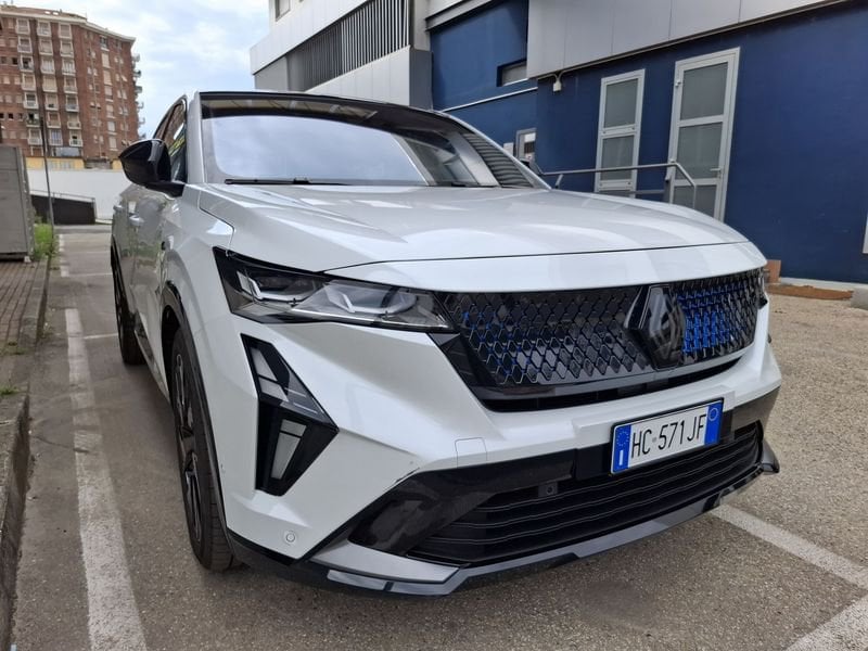 https://cdn-dk.caraffinity.it/dealer/datafiles/vehicle/images/800/32881/m8uXjI1ROUYMVfM5.jpg