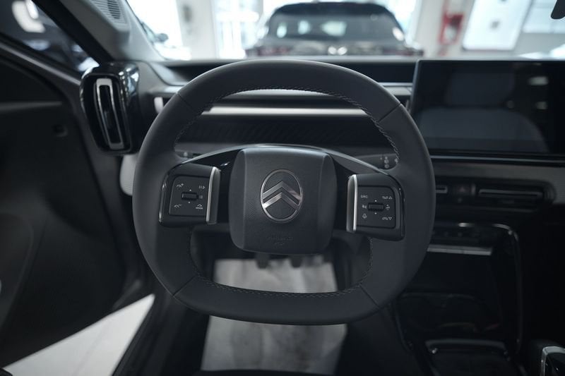 https://cdn-dk.caraffinity.it/dealer/datafiles/vehicle/images/800/32881/mm6EFzqkYkJp9Swj.JPG