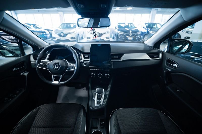 https://cdn-dk.caraffinity.it/dealer/datafiles/vehicle/images/800/32881/okkV2BsHqjJHF4y2.jpg