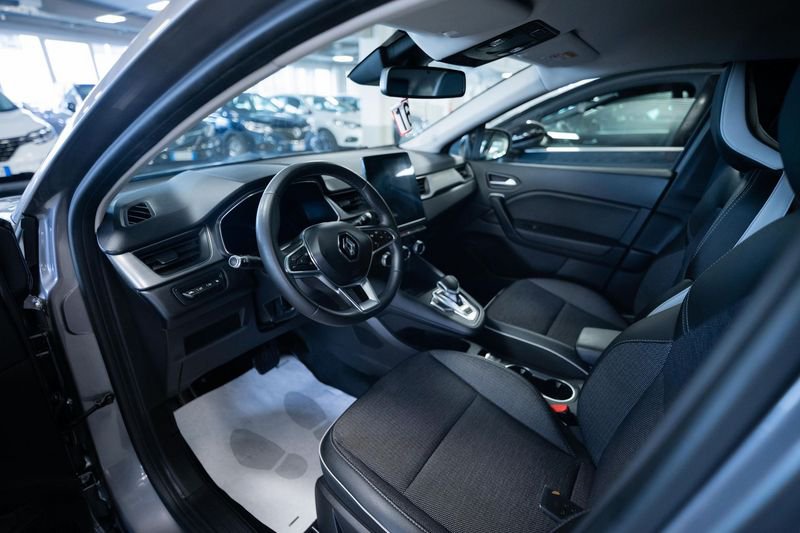 https://cdn-dk.caraffinity.it/dealer/datafiles/vehicle/images/800/32881/ou8irtc8pk8TQH3N.jpg