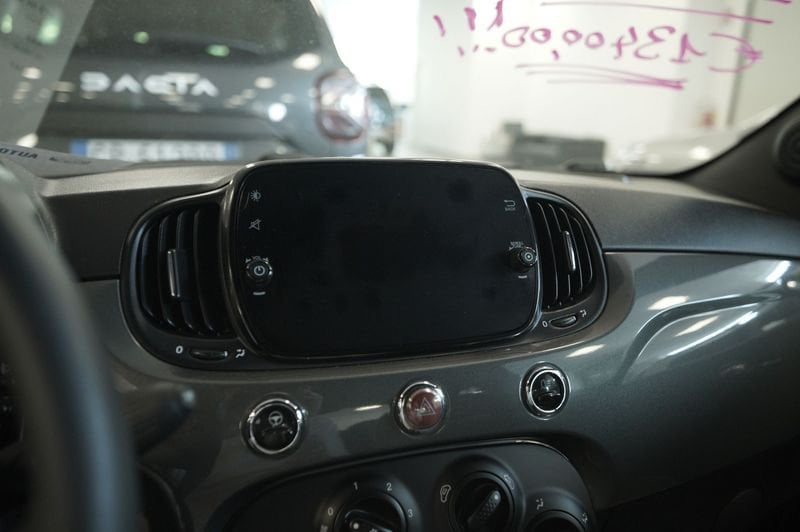 https://cdn-dk.caraffinity.it/dealer/datafiles/vehicle/images/800/32881/qieOIA41y49H8iNd.JPG
