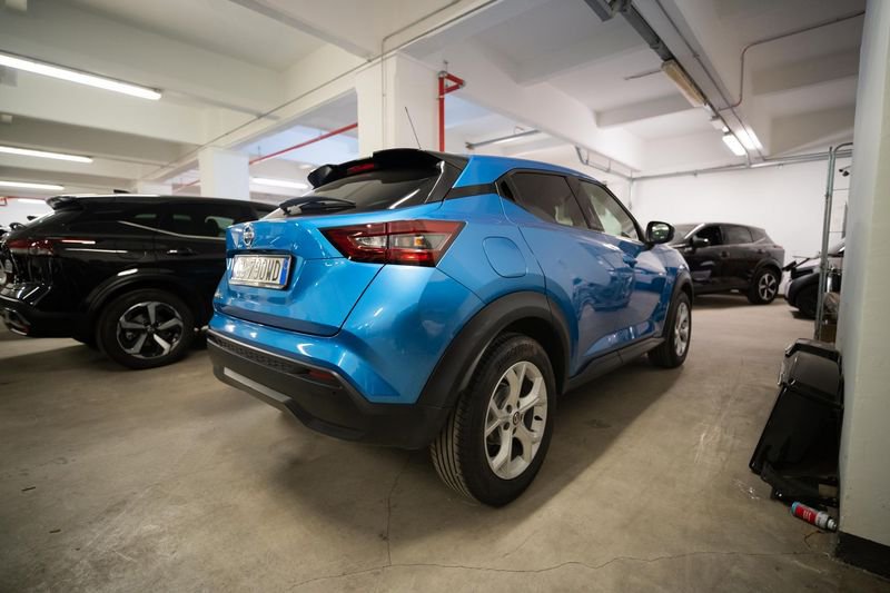 https://cdn-dk.caraffinity.it/dealer/datafiles/vehicle/images/800/32881/rLbRbQOXHHHLPdDL.jpg