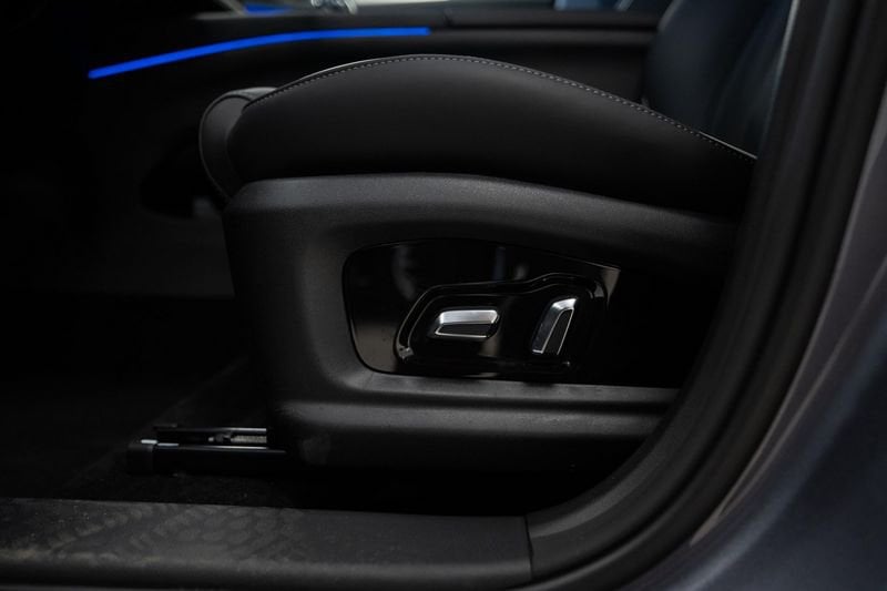 https://cdn-dk.caraffinity.it/dealer/datafiles/vehicle/images/800/32881/sQye7KTcTMliLhVF.jpg