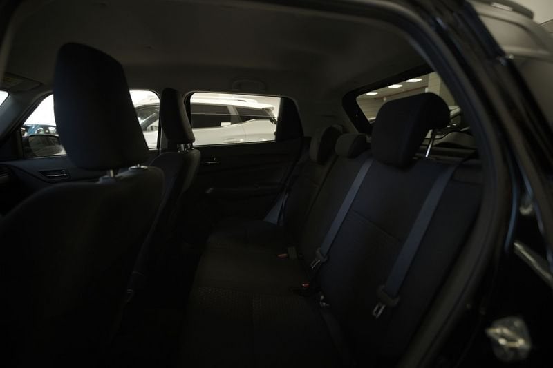 https://cdn-dk.caraffinity.it/dealer/datafiles/vehicle/images/800/32881/tuzfIPILloicAbgY.JPG