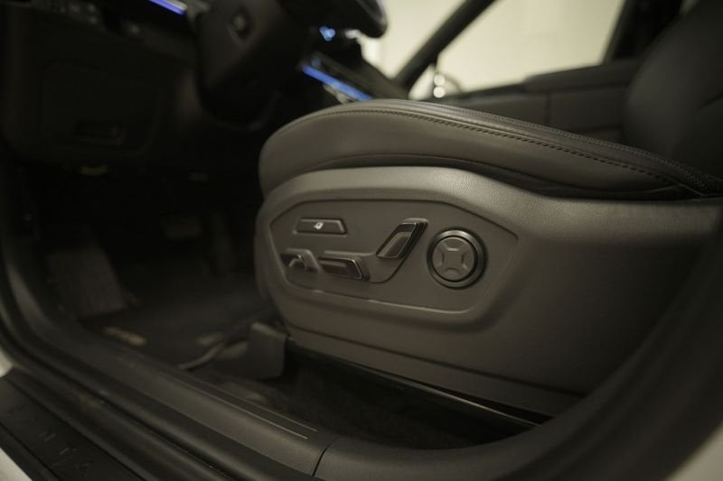 https://cdn-dk.caraffinity.it/dealer/datafiles/vehicle/images/800/32881/tyjC0s9NumW9Cwi7.JPG